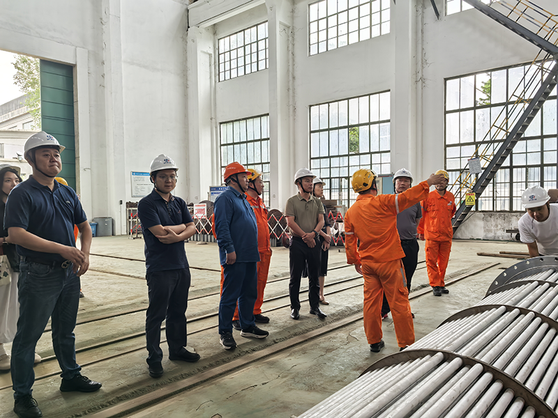 瀘天化集團(tuán)公司外部董事赴弘旭公司調(diào)研指導(dǎo)工作(圖7) 瀘天化集團(tuán)公司外部董事赴弘旭公司調(diào)研指導(dǎo)工作(圖7)